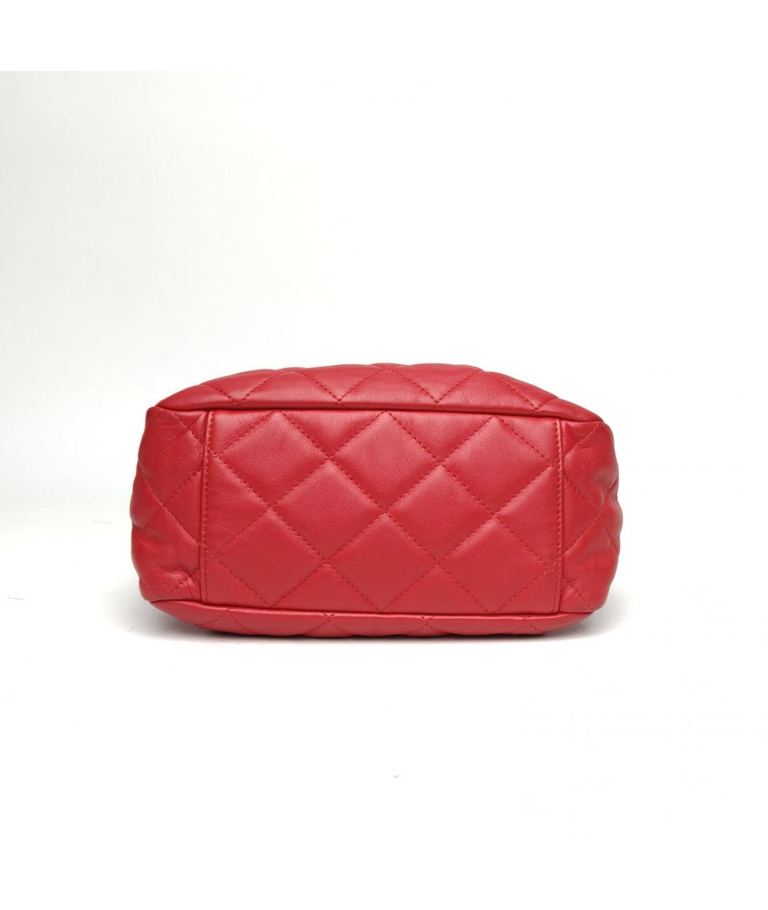 CHANEL Красная кожаная сумка через плечо, фото 6