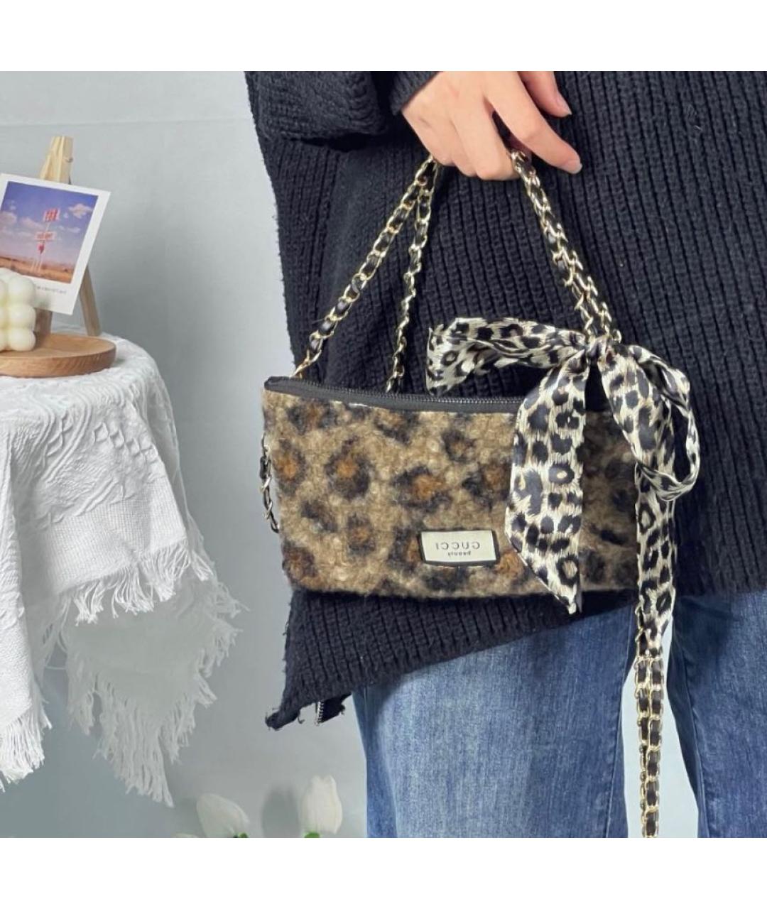 GUCCI BEAUTY Коричневая меховая косметичка, фото 5