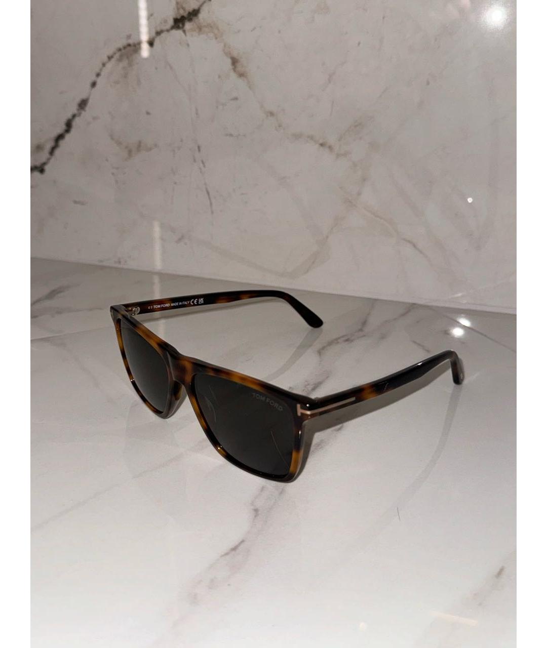 TOM FORD Коричневые пластиковые солнцезащитные очки, фото 2