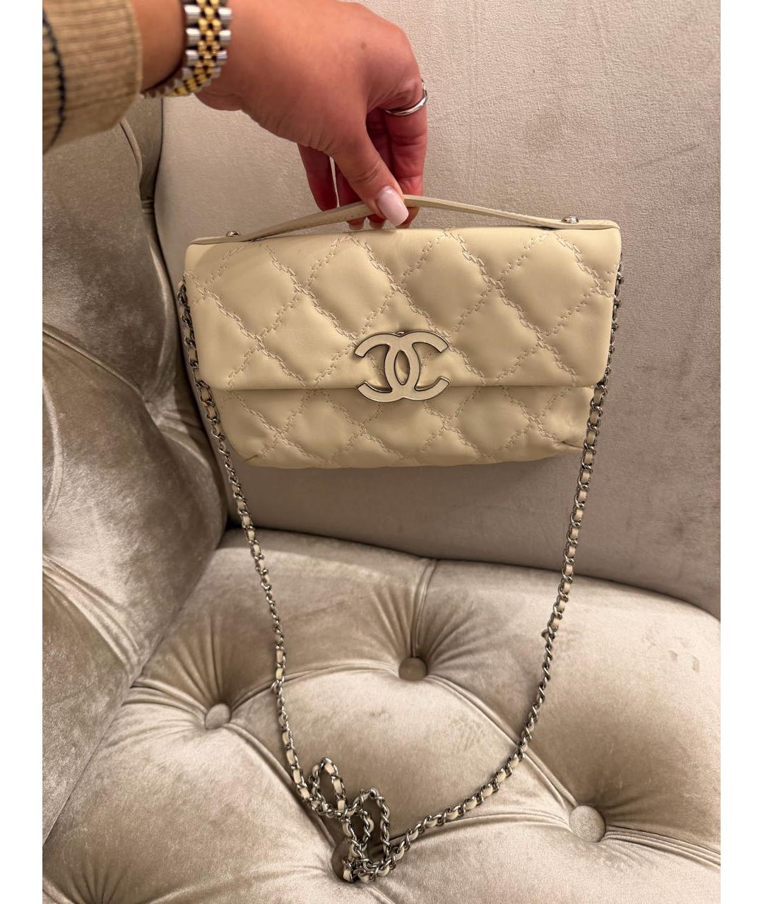 CHANEL Бежевая кожаная сумка через плечо, фото 8