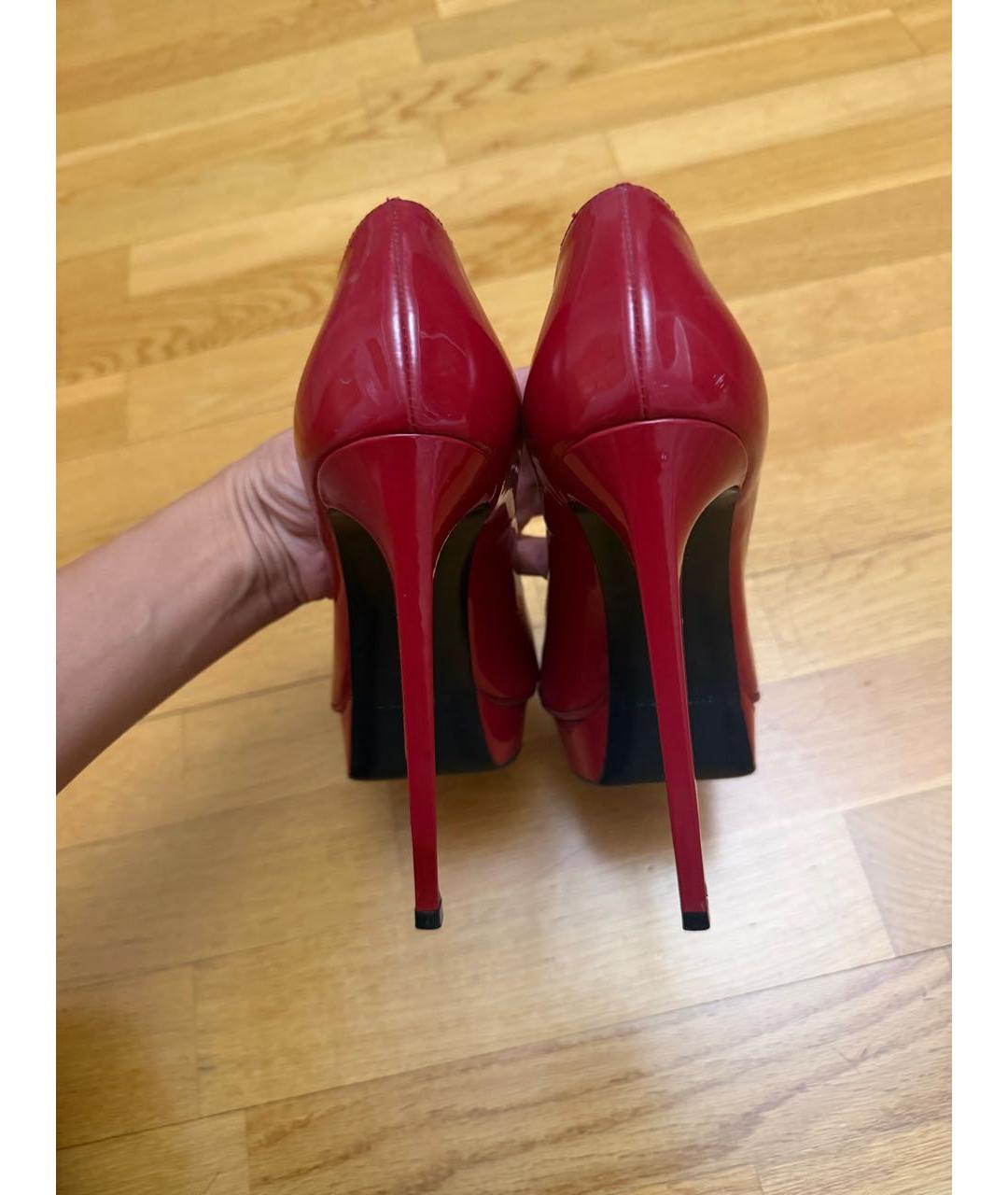 SAINT LAURENT Красные туфли из лакированной кожи, фото 4