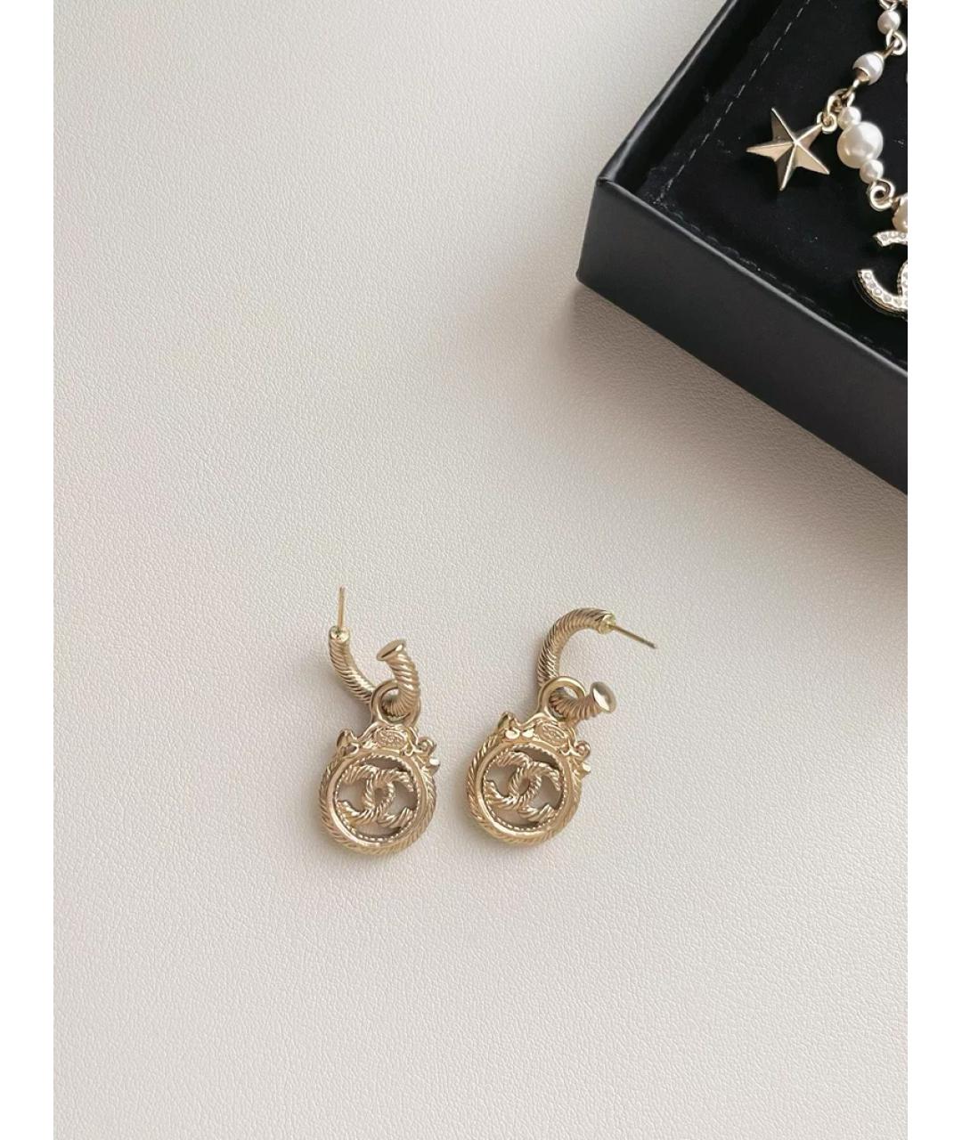 CHANEL Золотые металлические серьги, фото 4