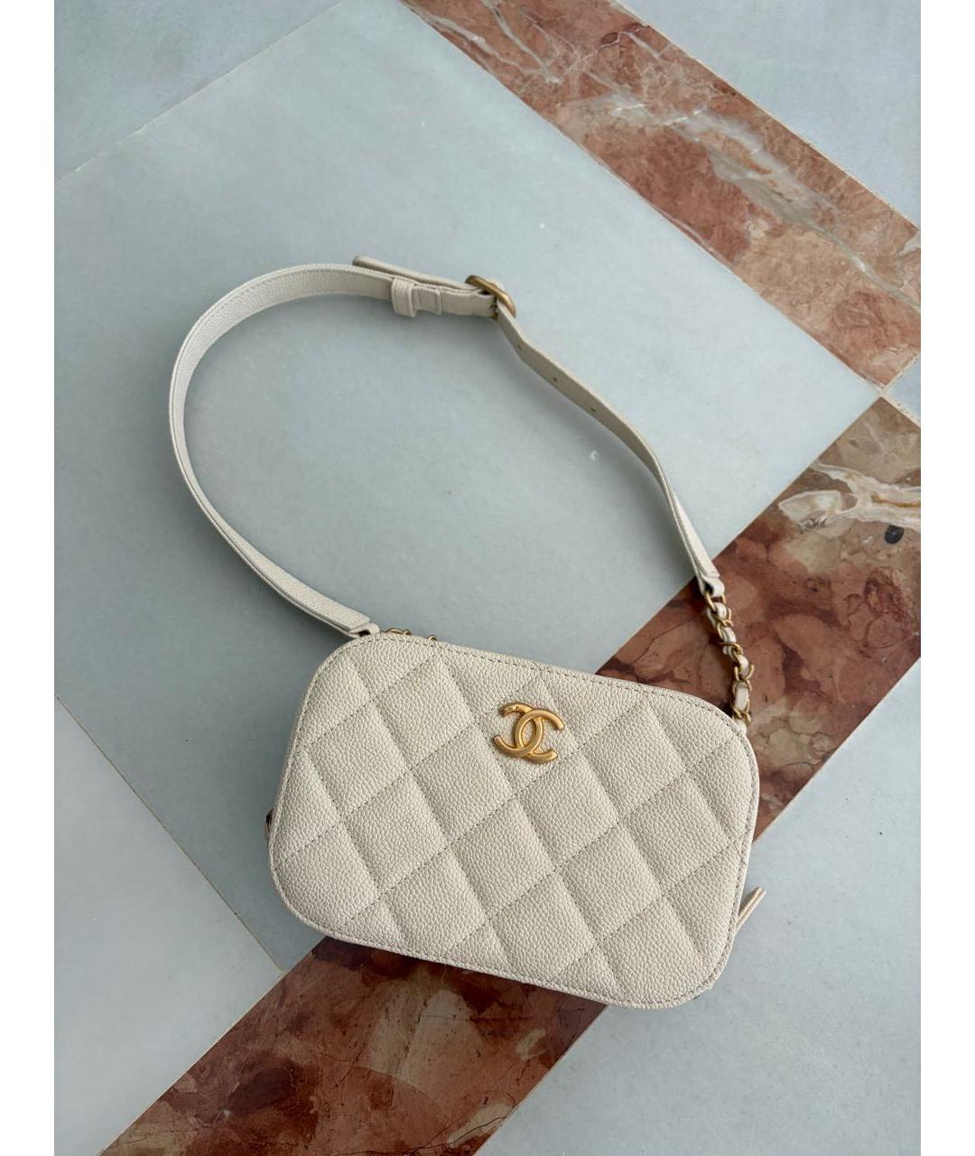 CHANEL Бежевая кожаная поясная сумка, фото 8