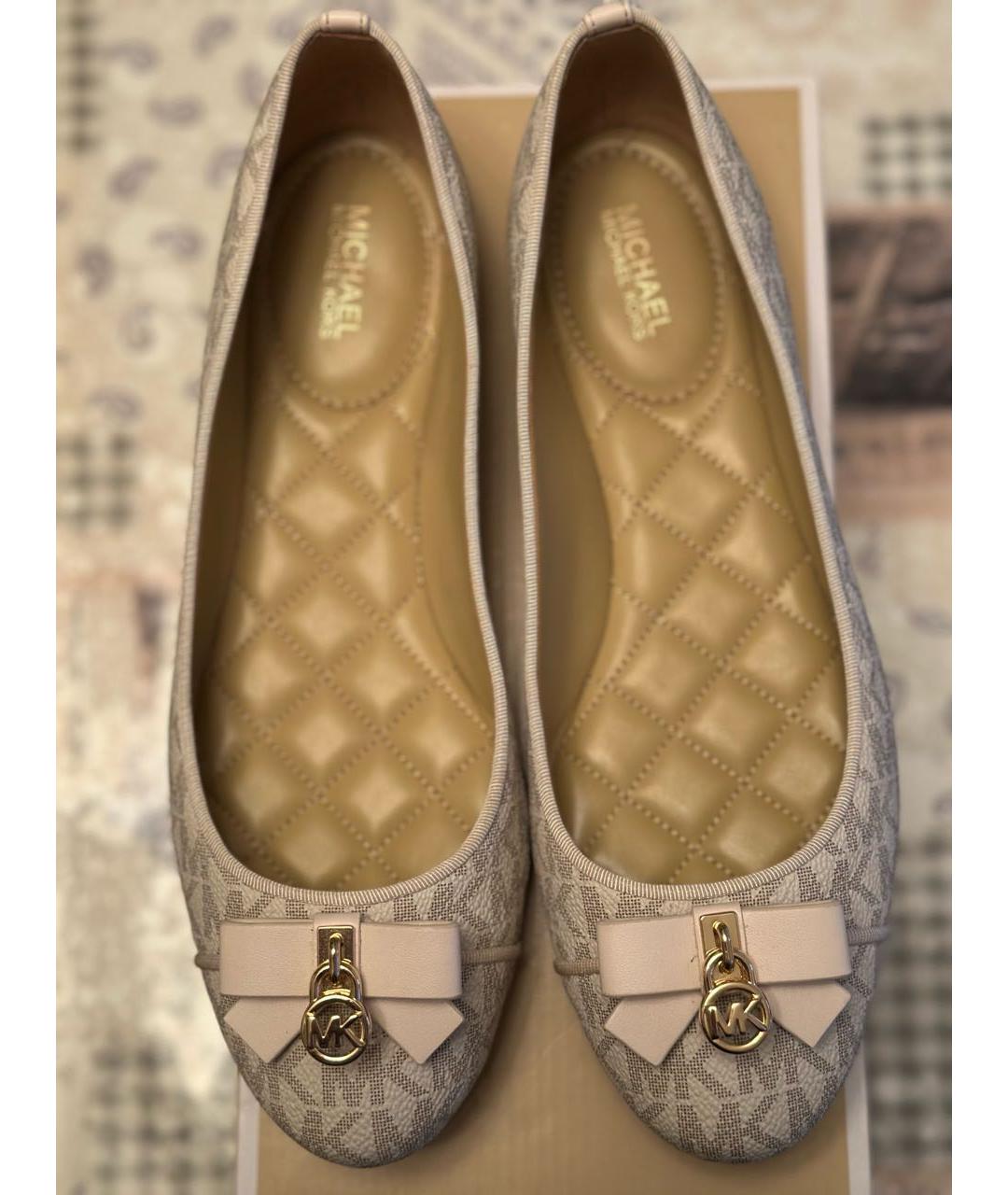 MICHAEL KORS Бежевые балетки из искусственной кожи, фото 2