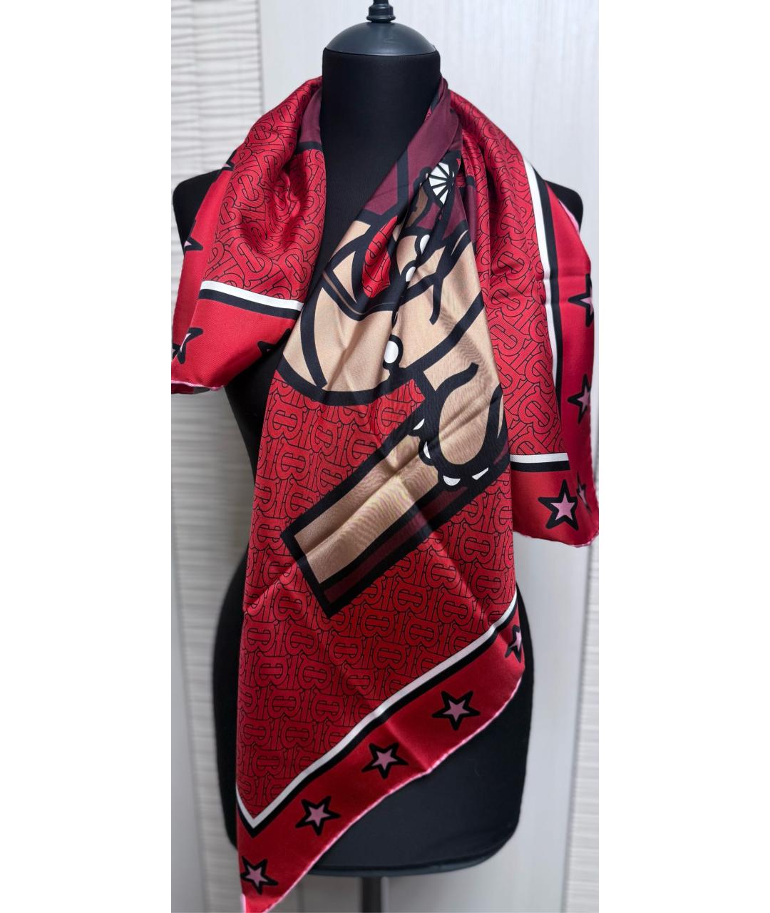 BURBERRY Красный шелковый платок, фото 4