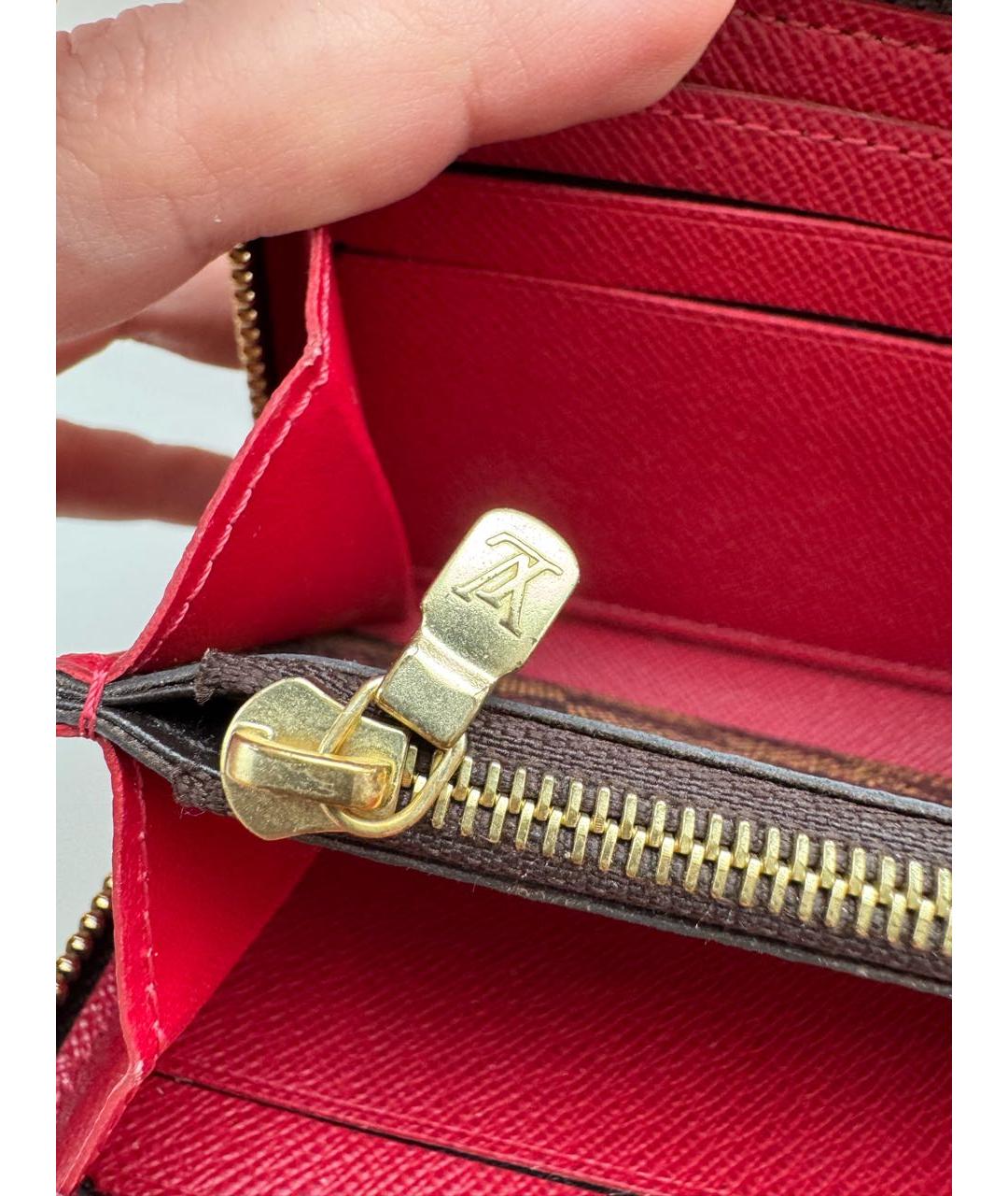 LOUIS VUITTON Коричневый кожаный кошелек, фото 7