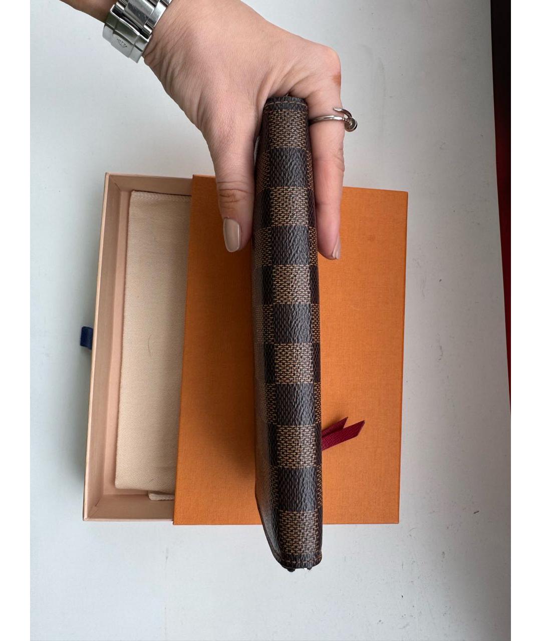 LOUIS VUITTON Коричневый кожаный кошелек, фото 5