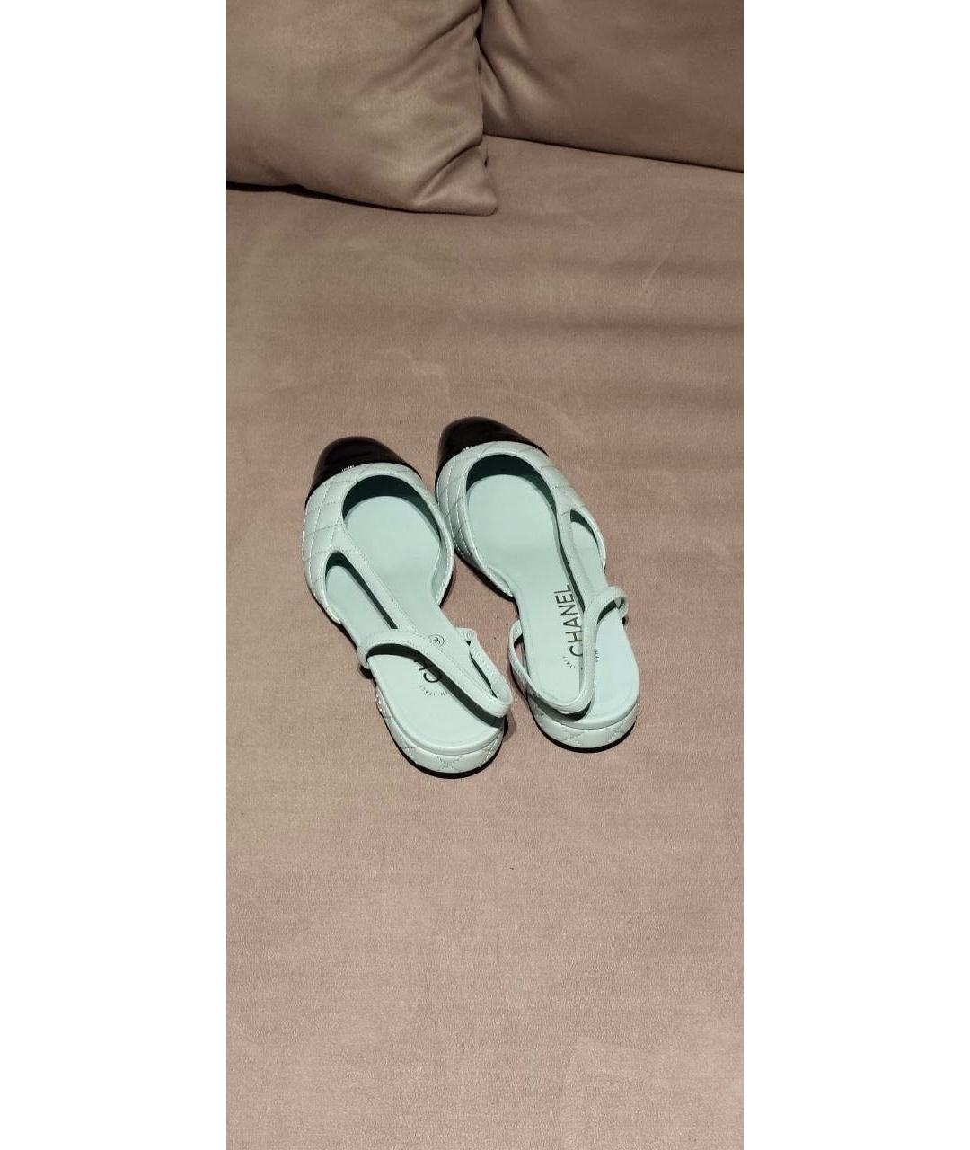 CHANEL Бирюзовые кожаные лодочки на низком каблуке, фото 2