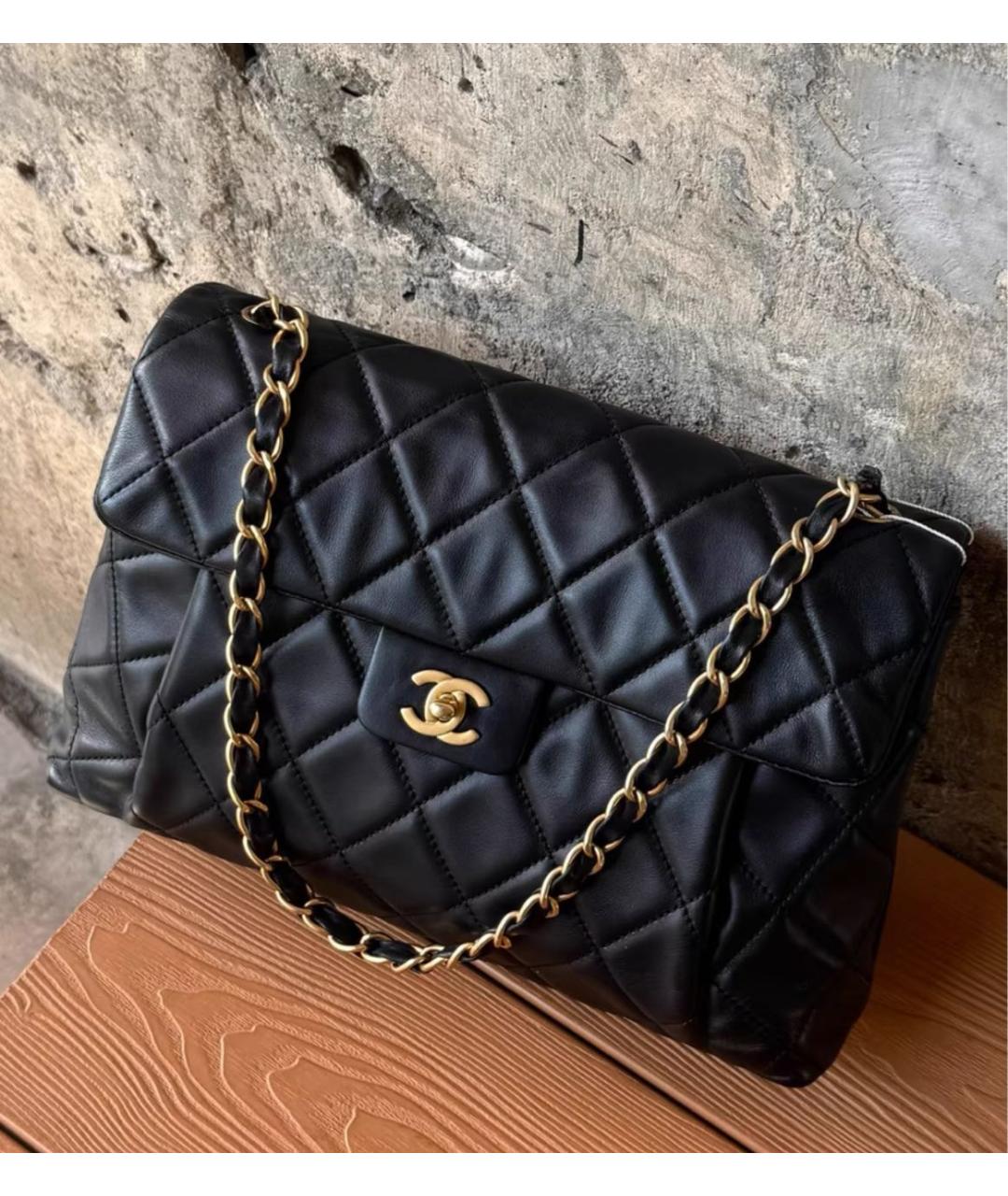 CHANEL Черная кожаная сумка через плечо, фото 2