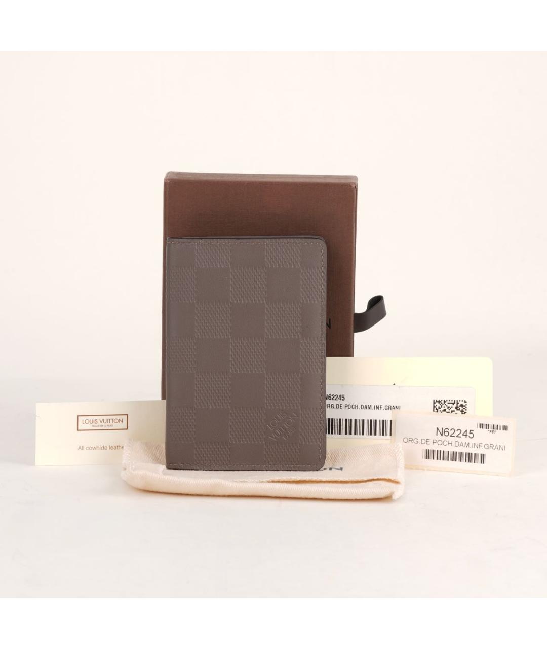 LOUIS VUITTON Коричневый кожаный кардхолдер, фото 2
