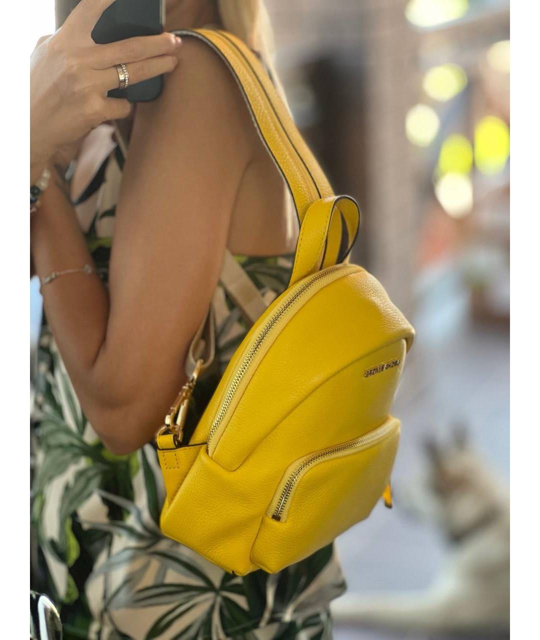 MICHAEL KORS Желтый кожаный рюкзак, фото 5