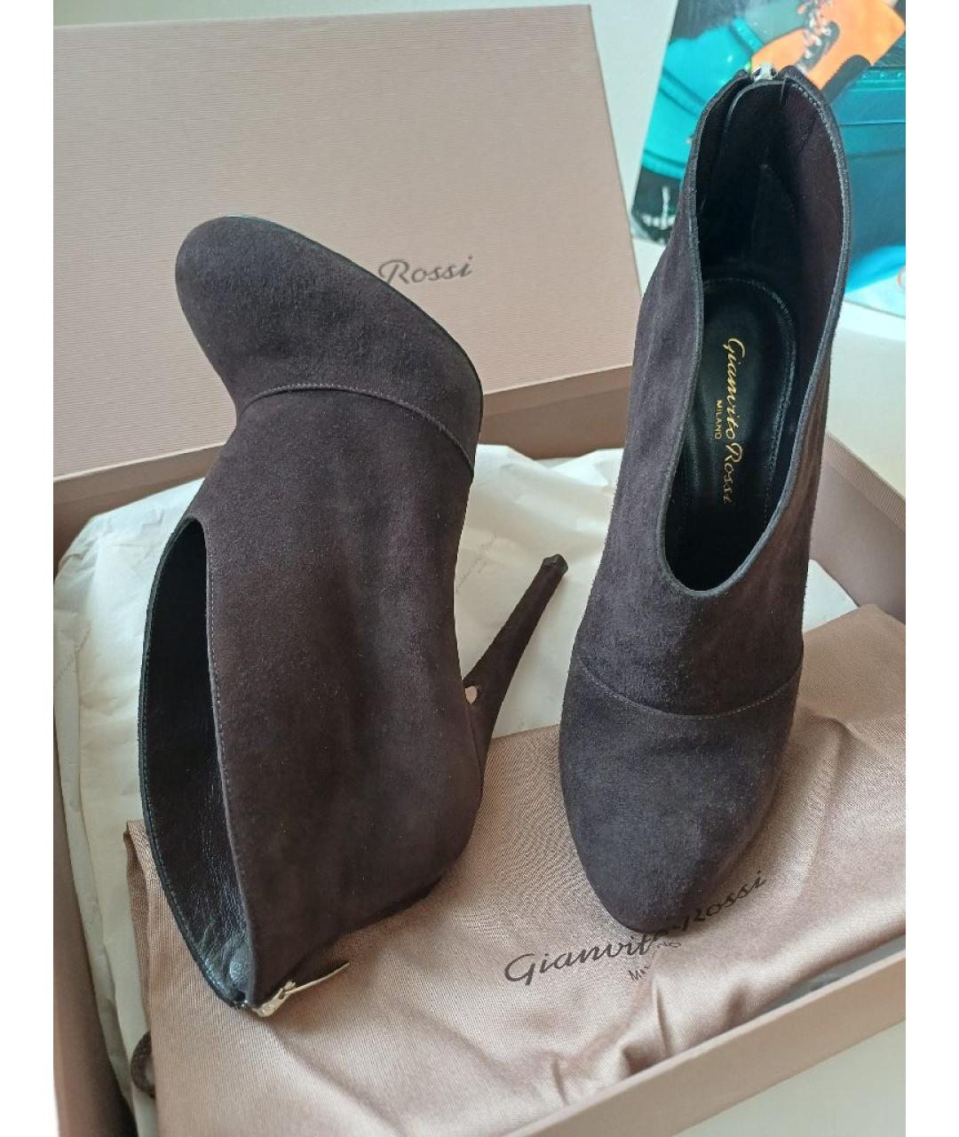 GIANVITO ROSSI Коричневые замшевые ботильоны, фото 6