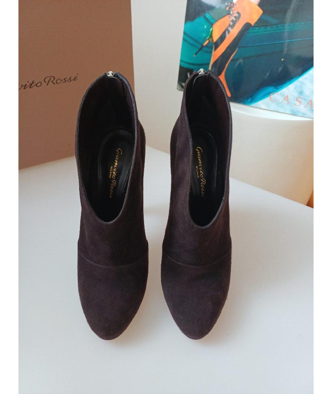 GIANVITO ROSSI Коричневые замшевые ботильоны, фото 7