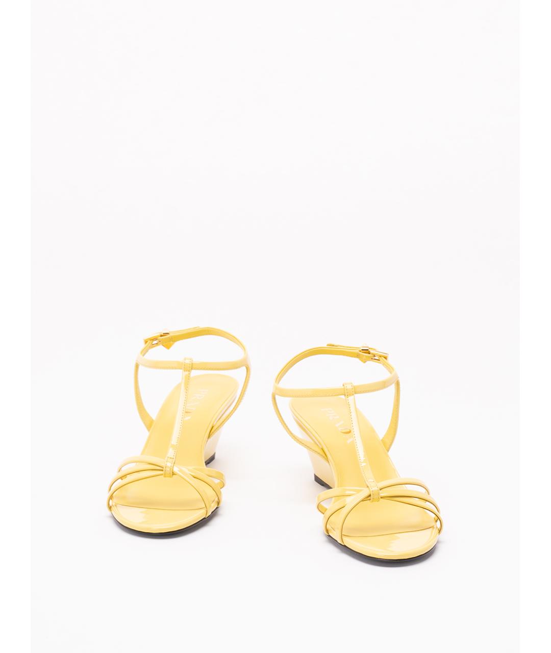 PRADA Желтые кожаные босоножки, фото 2
