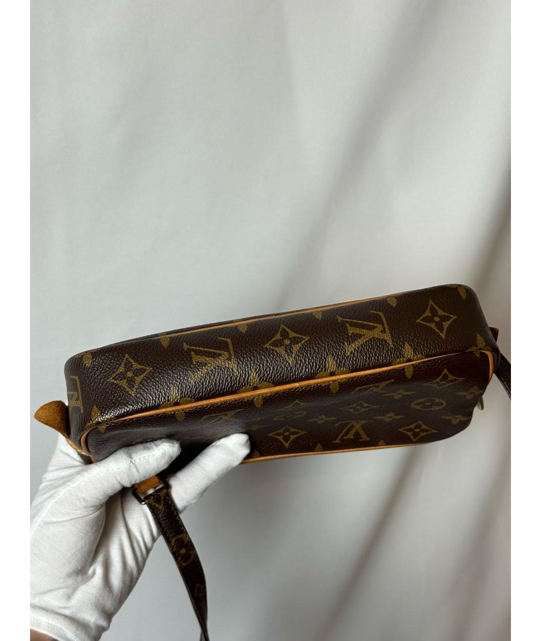 LOUIS VUITTON Коричневая сумка на плечо, фото 8