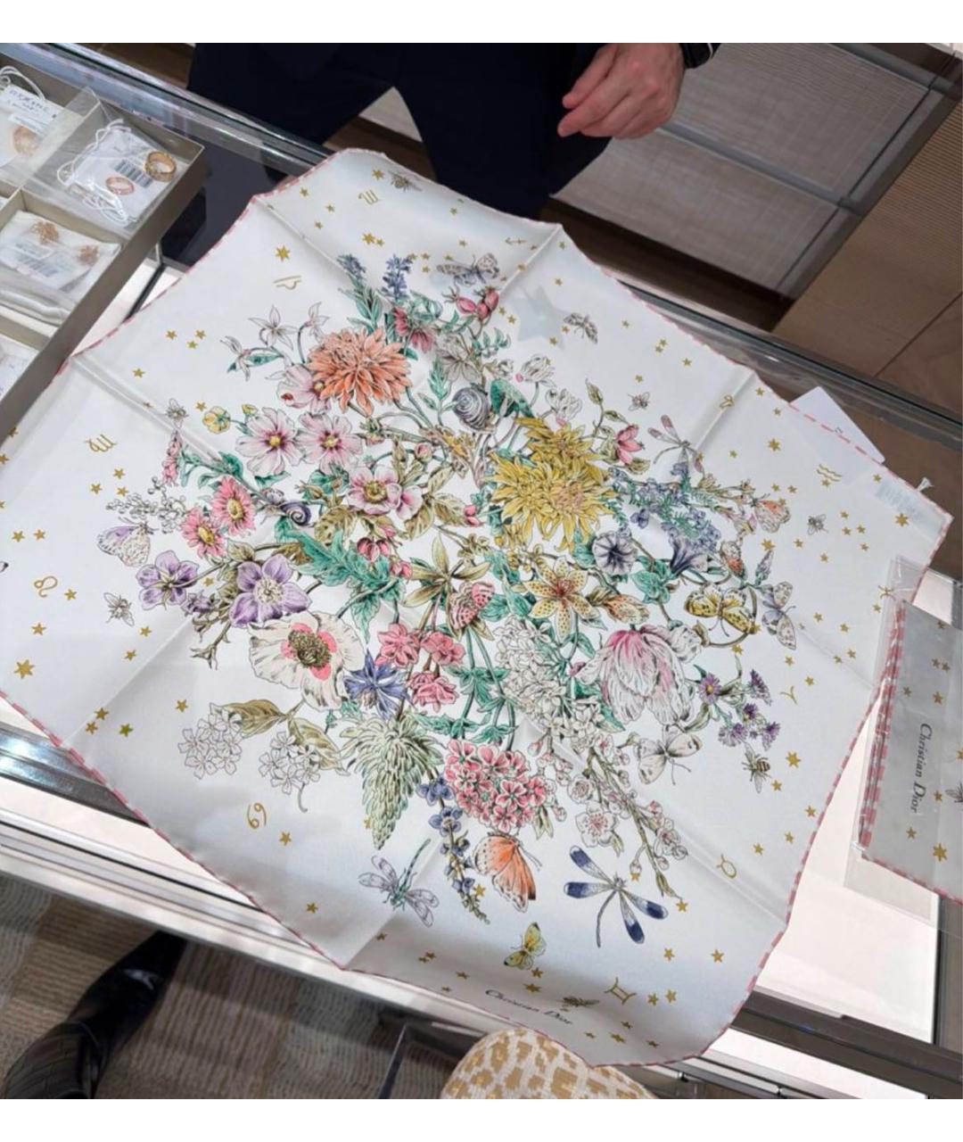 CHRISTIAN DIOR Белый шелковый платок, фото 6