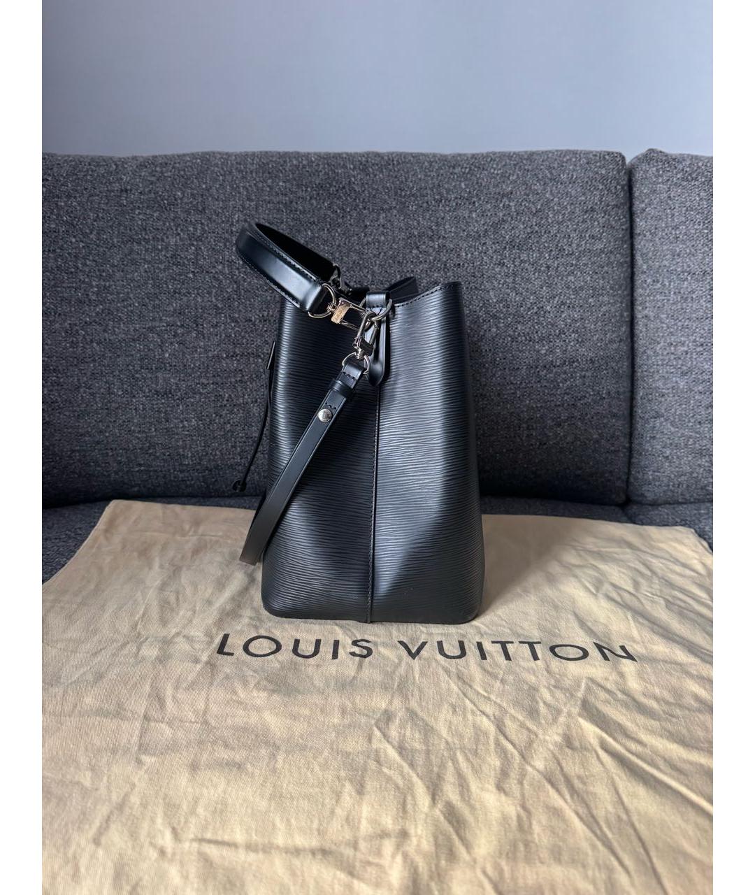 LOUIS VUITTON Черная кожаная сумка тоут, фото 5