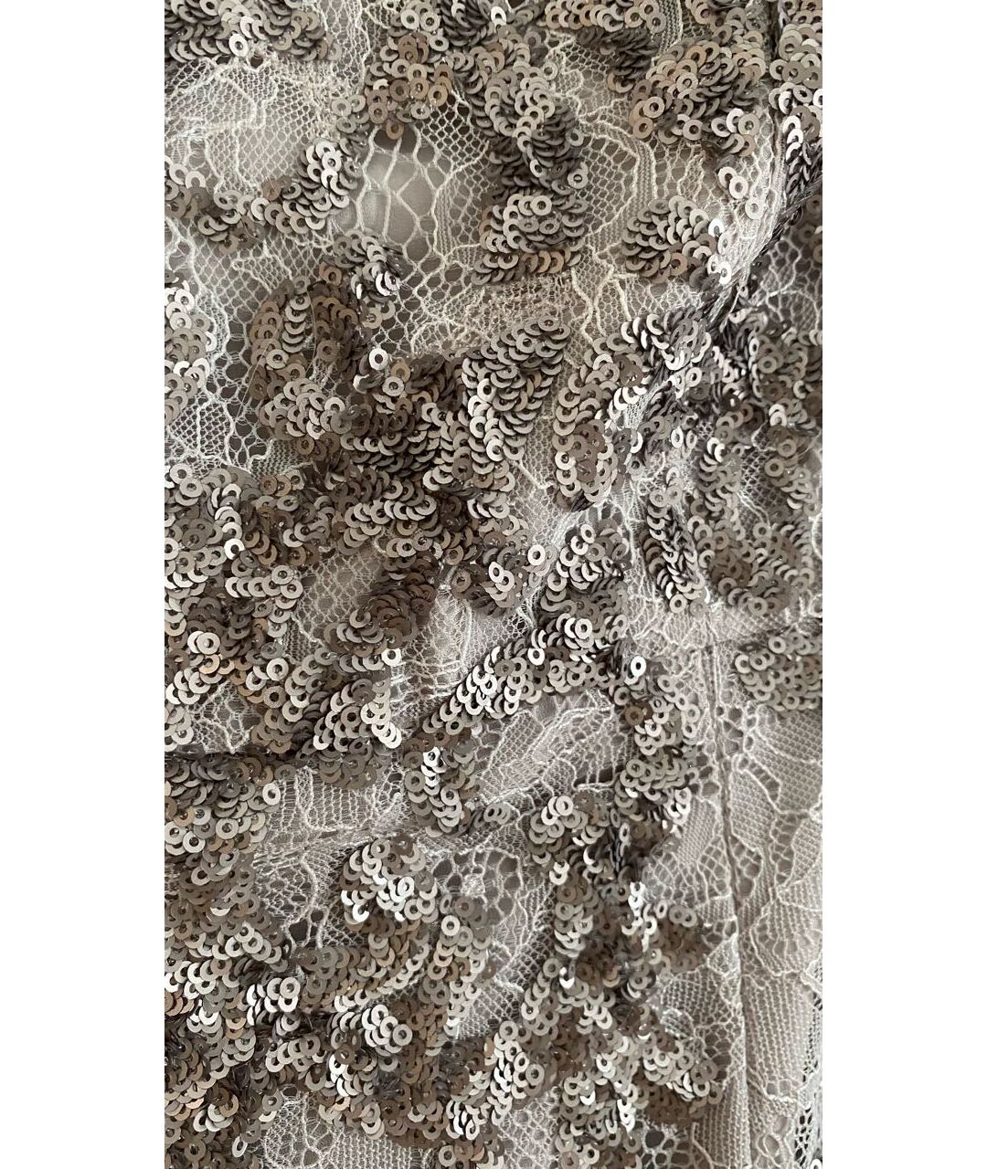 BCBG MAXAZRIA Серое кружевное коктейльное платье, фото 4