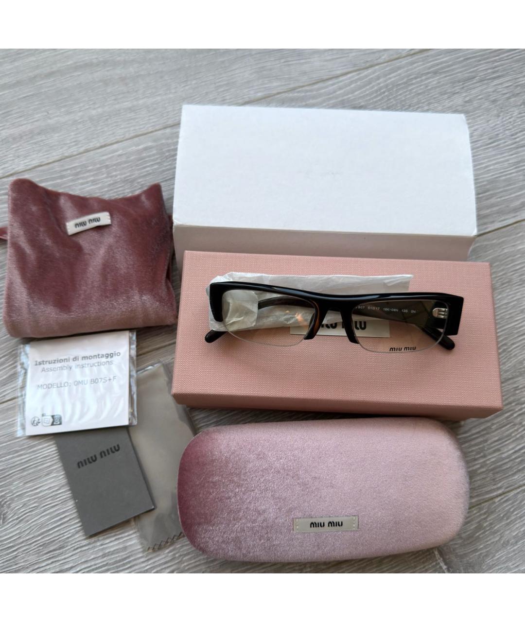 MIU MIU Черные пластиковые солнцезащитные очки, фото 4