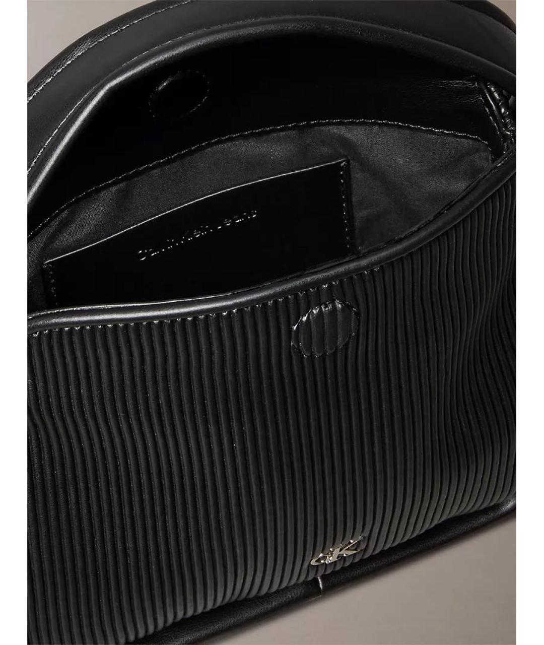 CALVIN KLEIN Черная сумка с короткими ручками из искусственной кожи, фото 3