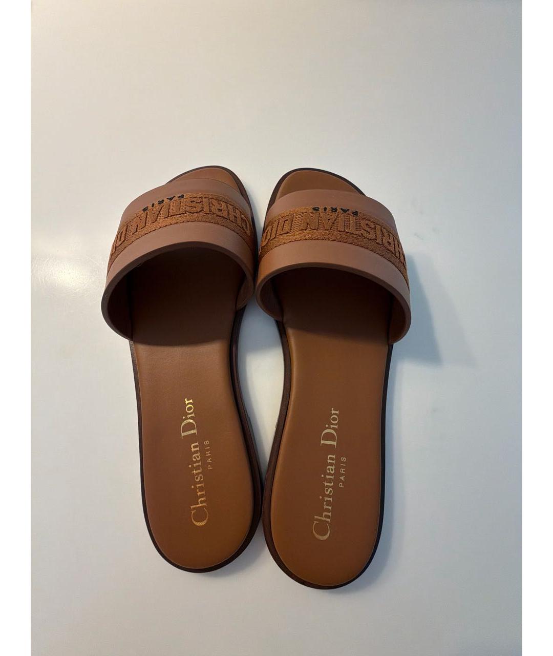 CHRISTIAN DIOR Коричневые кожаные шлепанцы, фото 4