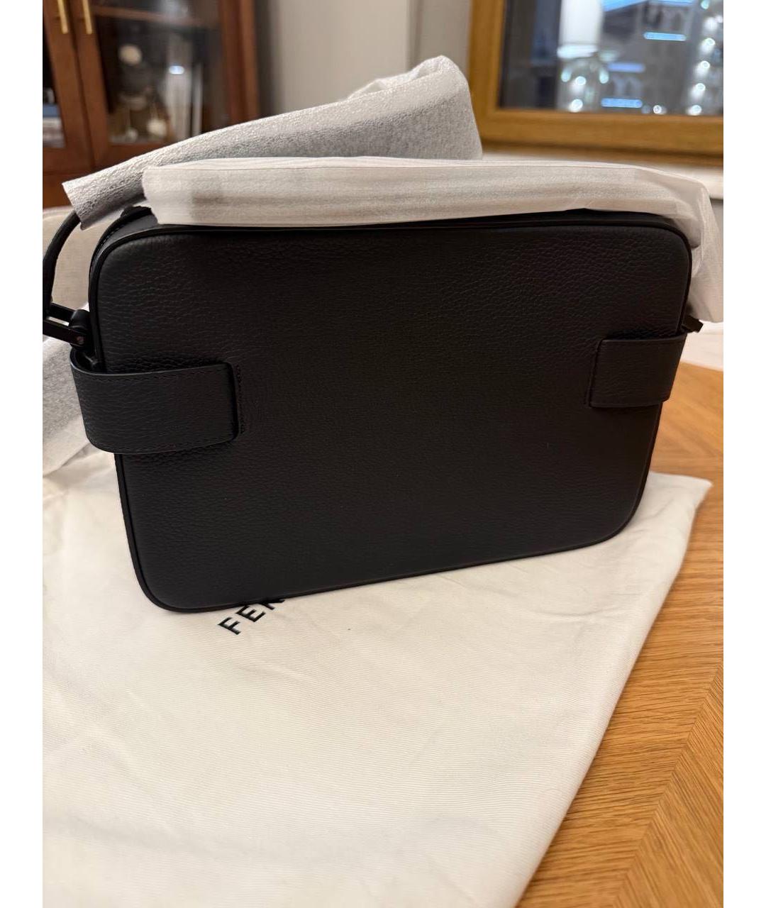 FERRAGAMO Черная кожаная сумка на плечо, фото 3