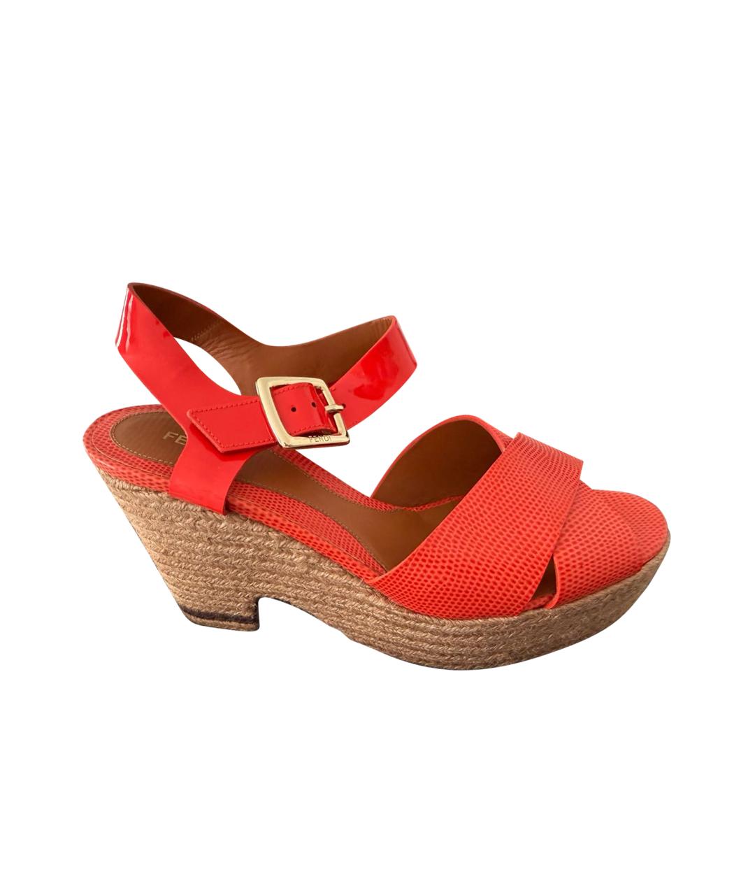 FENDI Оранжевое кожаные босоножки, фото 1