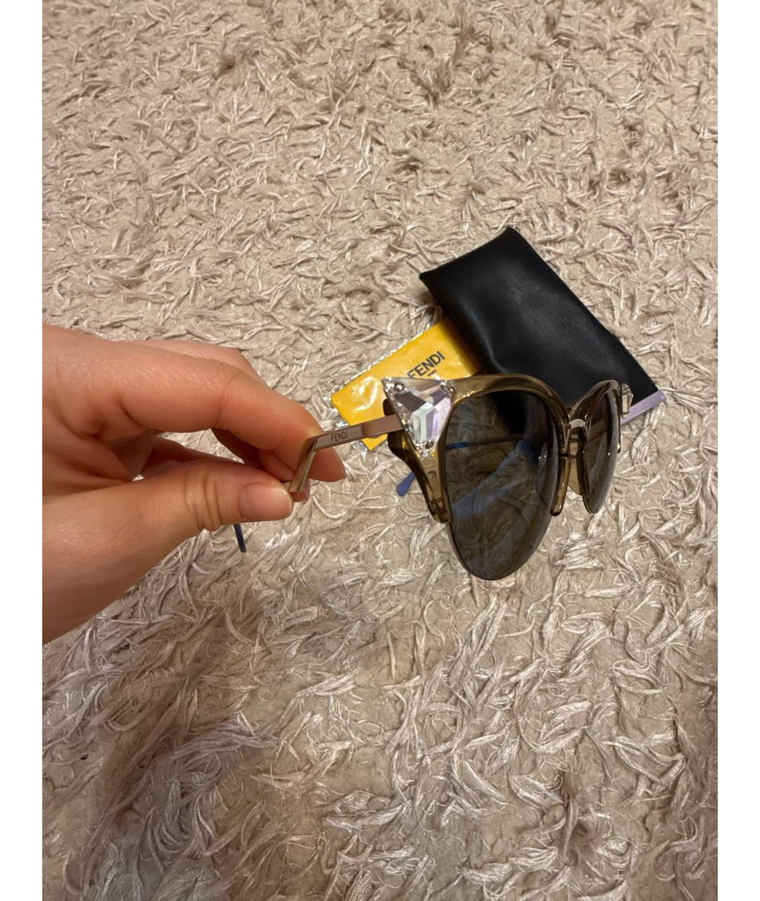 FENDI Голубые пластиковые солнцезащитные очки, фото 3