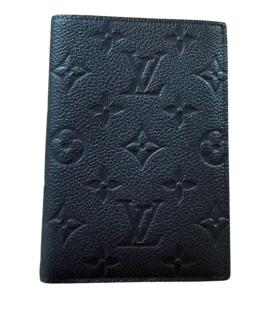 LOUIS VUITTON Обложка/футляр