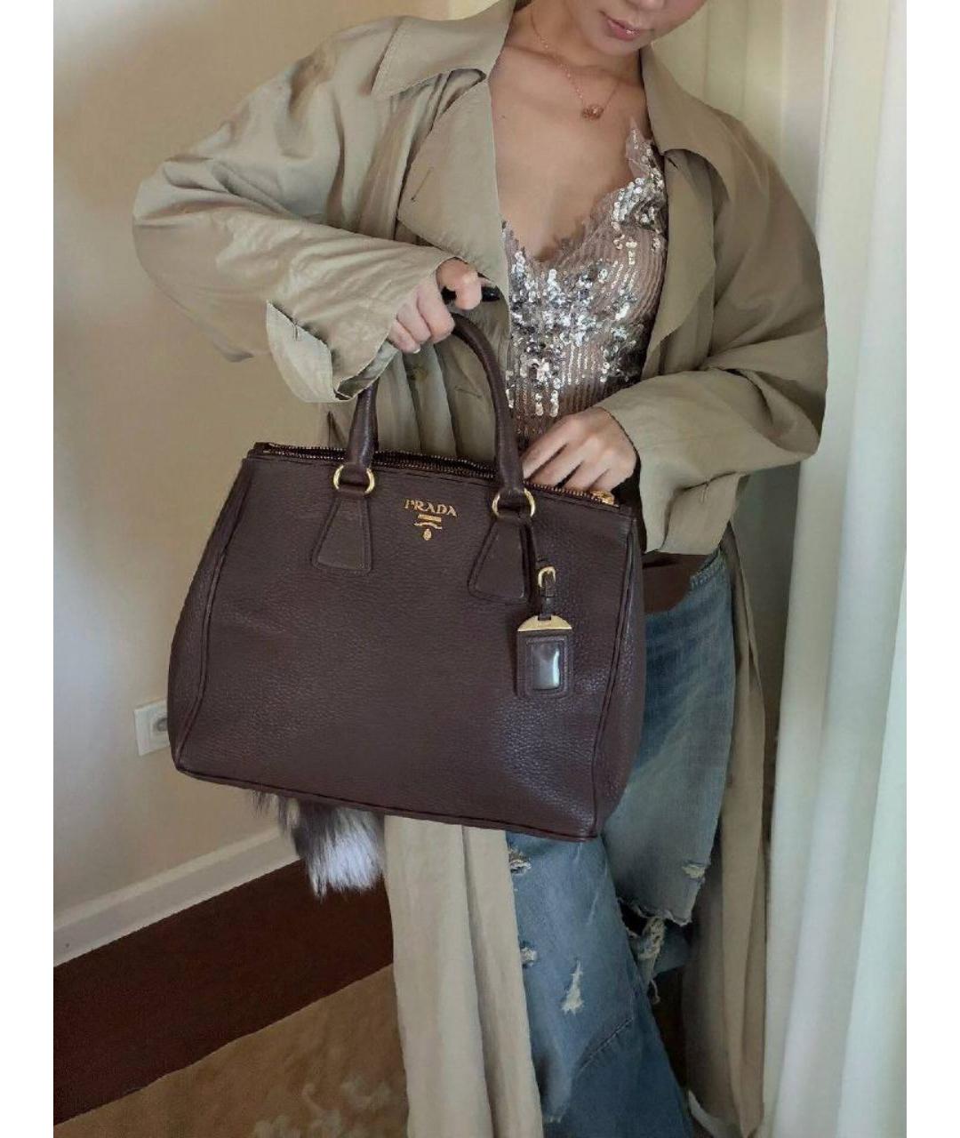 PRADA Коричневая кожаная сумка с короткими ручками, фото 7