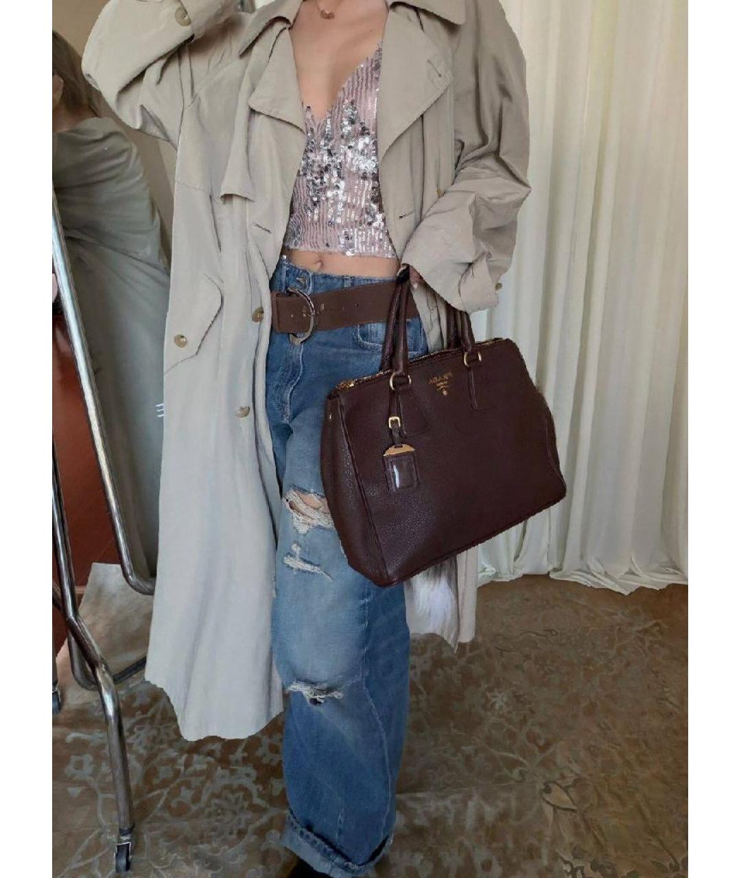 PRADA Коричневая кожаная сумка с короткими ручками, фото 4