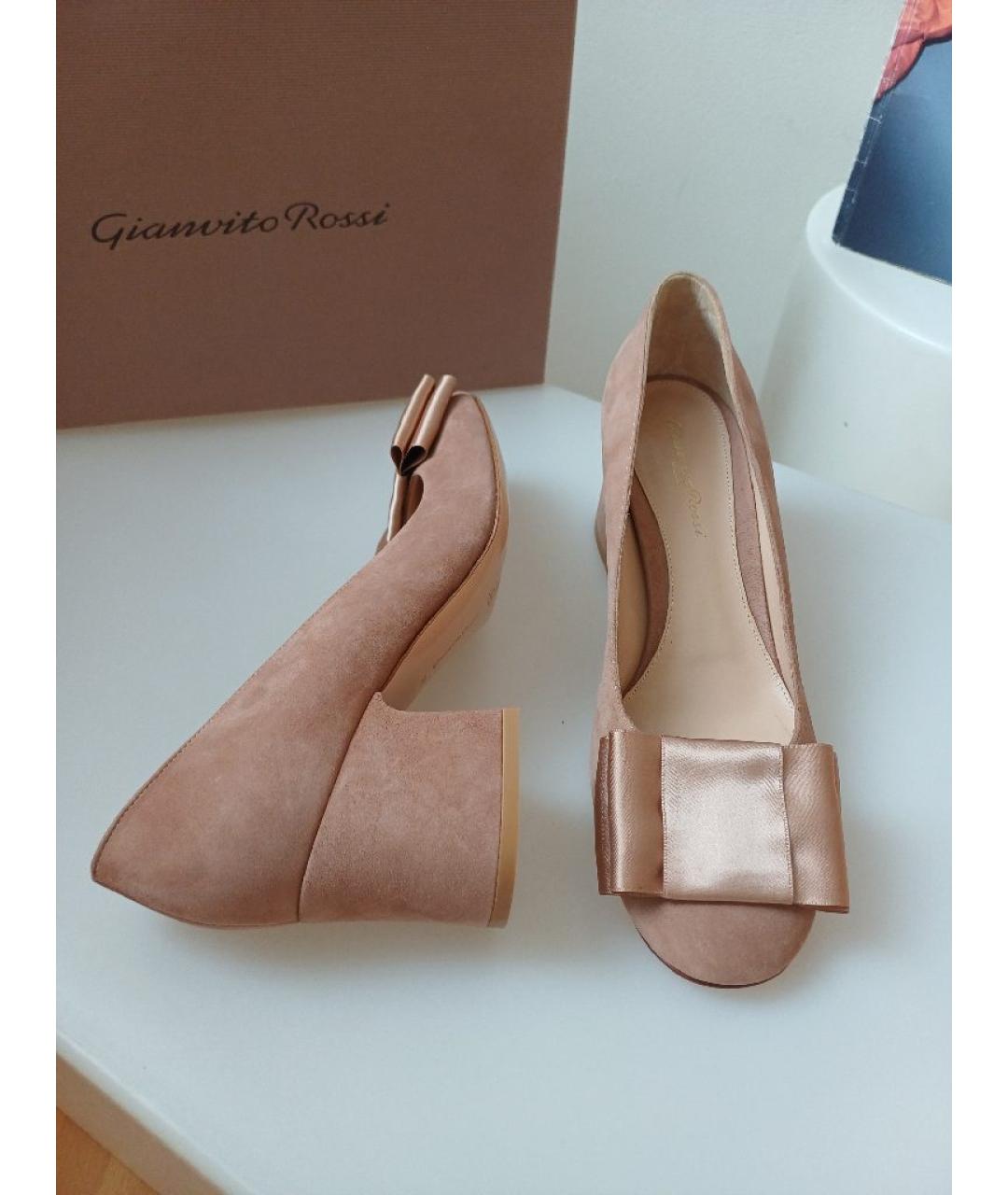 GIANVITO ROSSI Бежевые замшевые туфли, фото 3