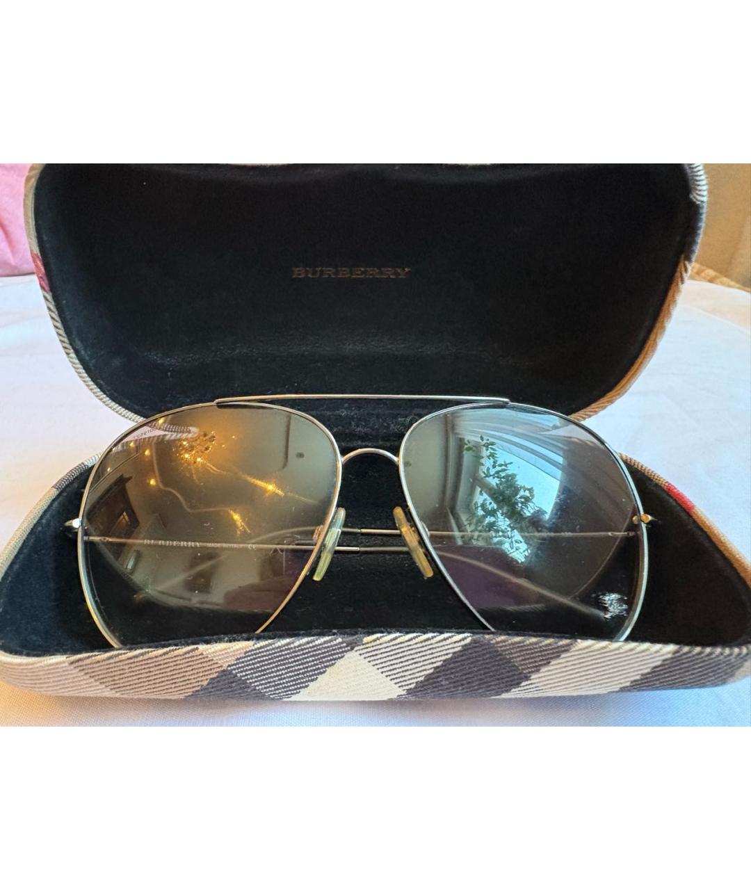 BURBERRY Серебряные металлические солнцезащитные очки, фото 2