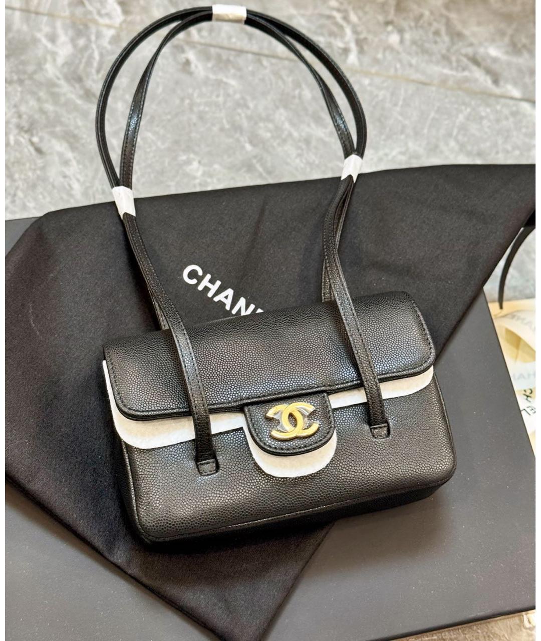 CHANEL Черная кожаная сумка с короткими ручками, фото 6