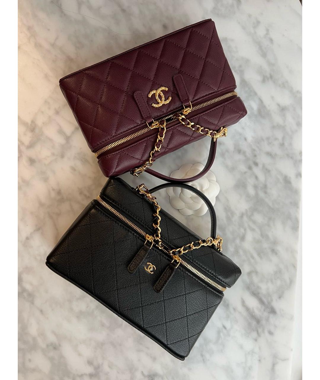 CHANEL Черная кожаная сумка с короткими ручками, фото 3