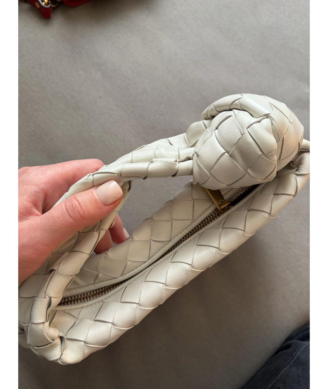 BOTTEGA VENETA Белая кожаная сумка с короткими ручками, фото 4