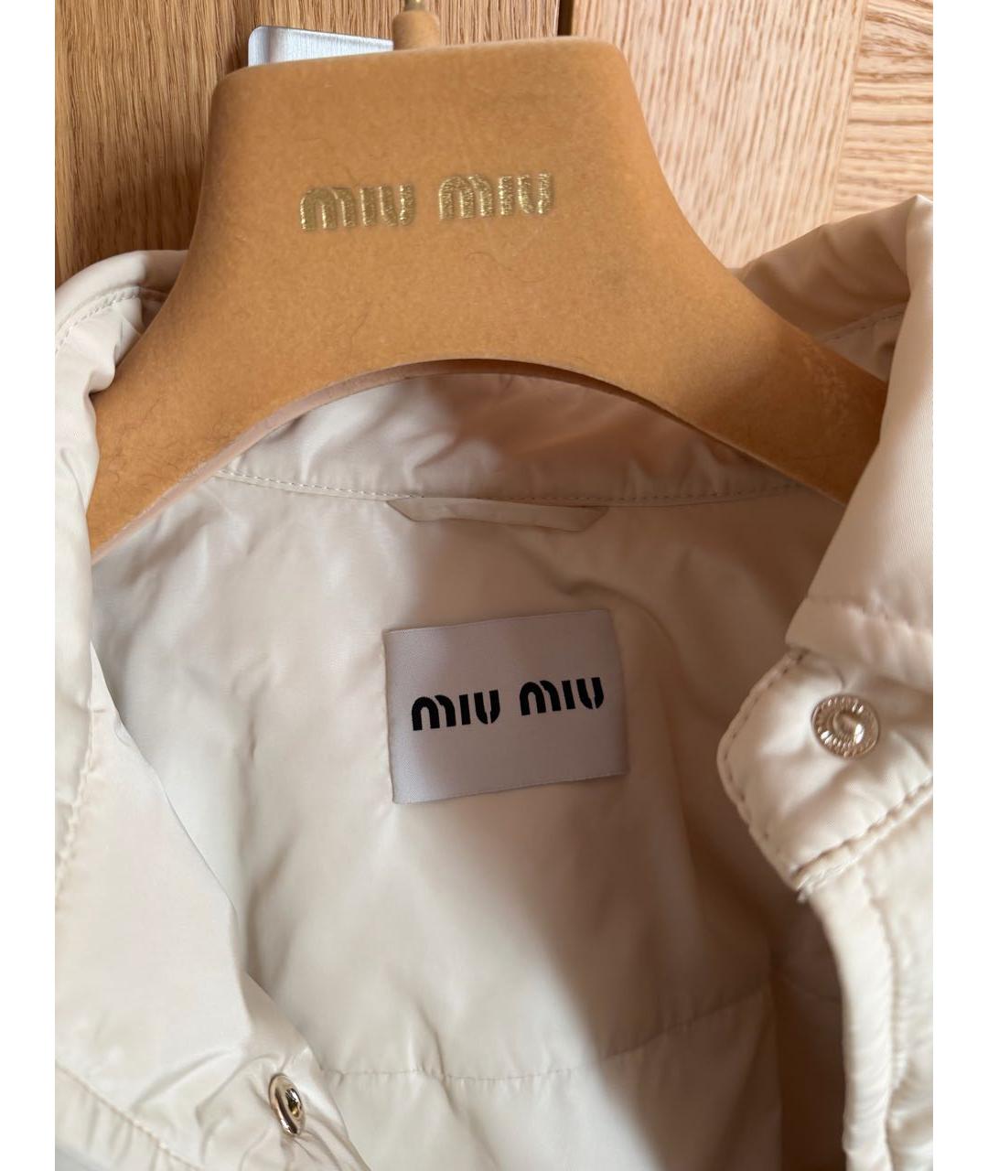 MIU MIU Бежевый полиэстеровый пуховик, фото 3