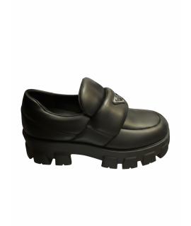 PRADA Лоферы