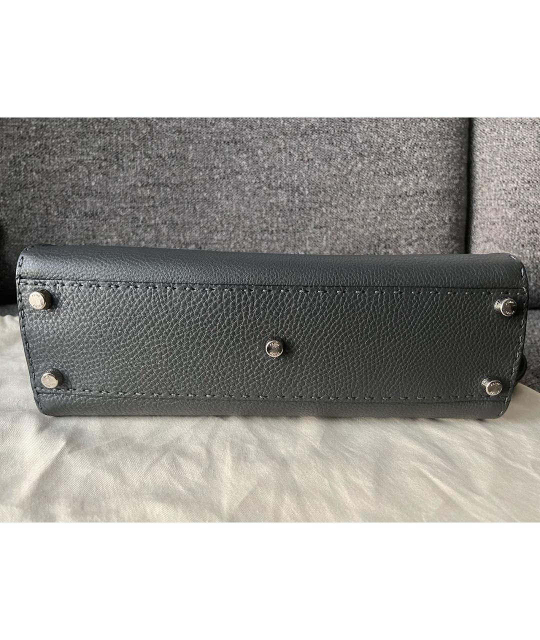 FENDI Серая кожаная сумка с короткими ручками, фото 4