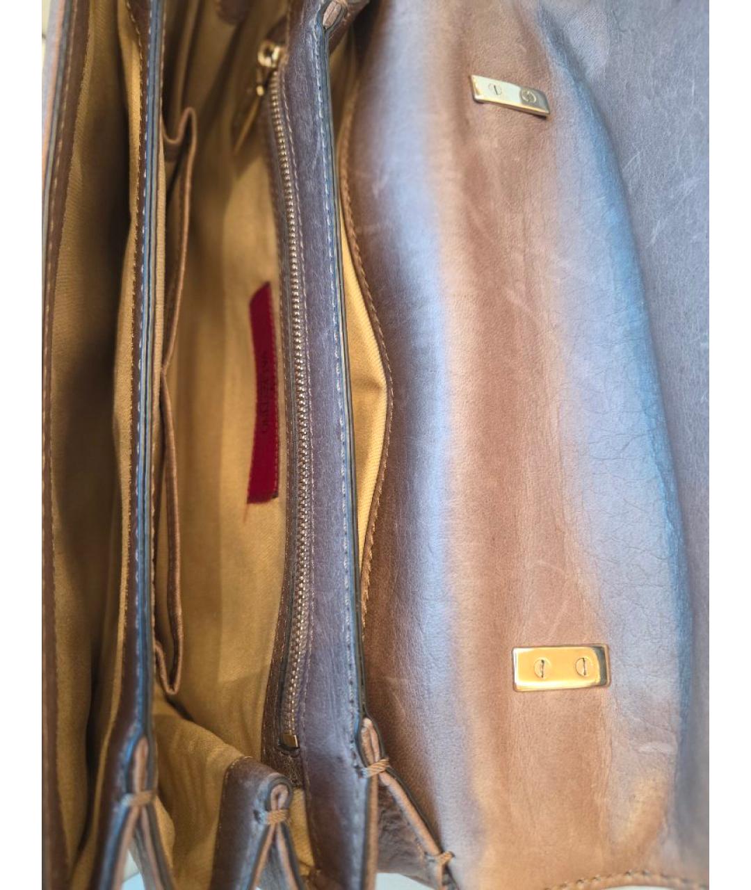 VALENTINO Бежевая кожаная сумка с короткими ручками, фото 4