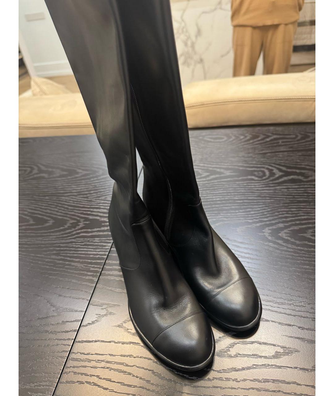 CHANEL Черные кожаные сапоги, фото 2
