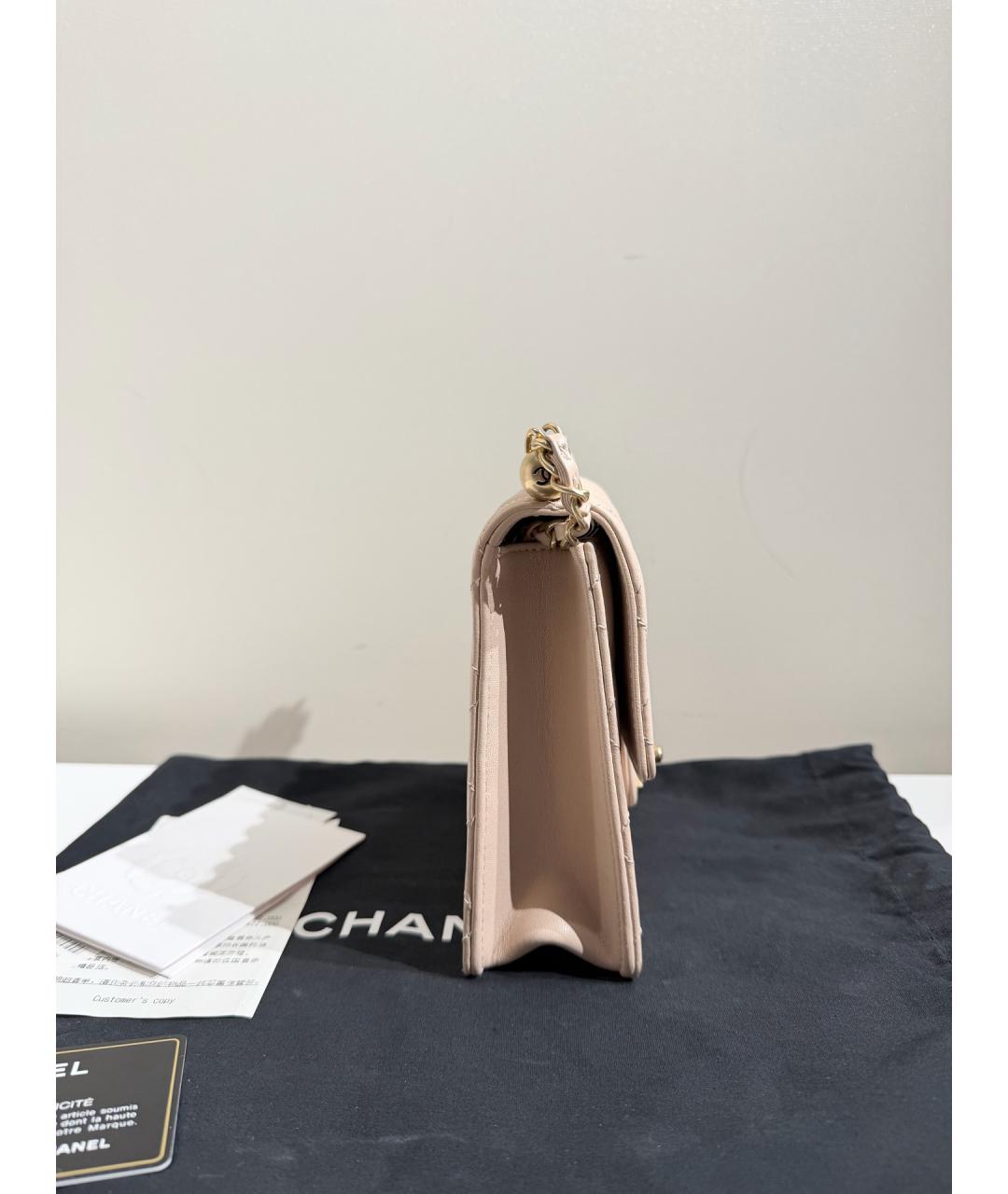 CHANEL Бежевая кожаная сумка через плечо, фото 2
