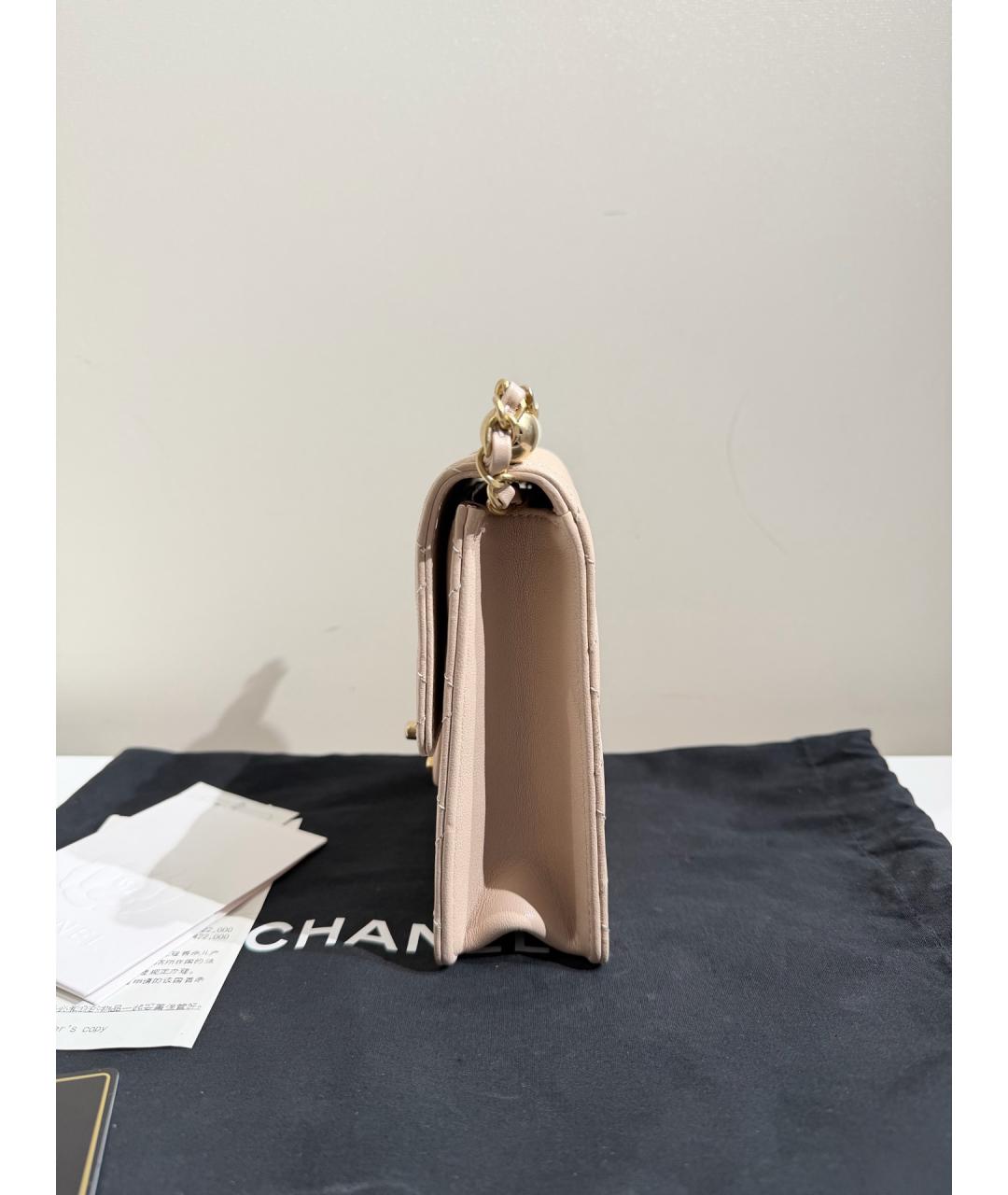 CHANEL Бежевая кожаная сумка через плечо, фото 4