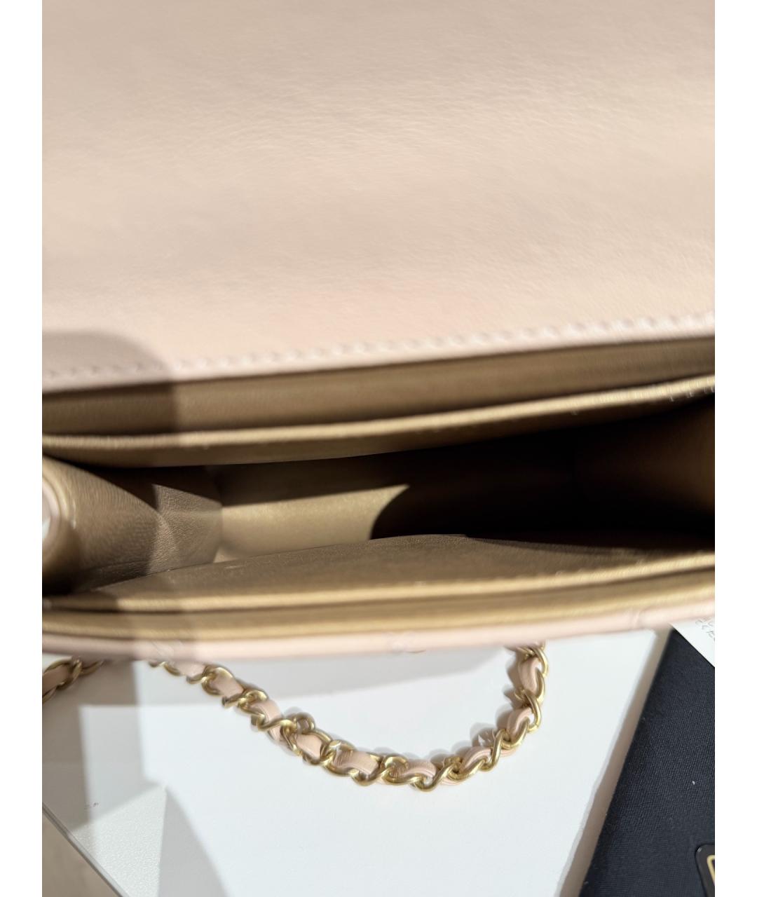 CHANEL Бежевая кожаная сумка через плечо, фото 6