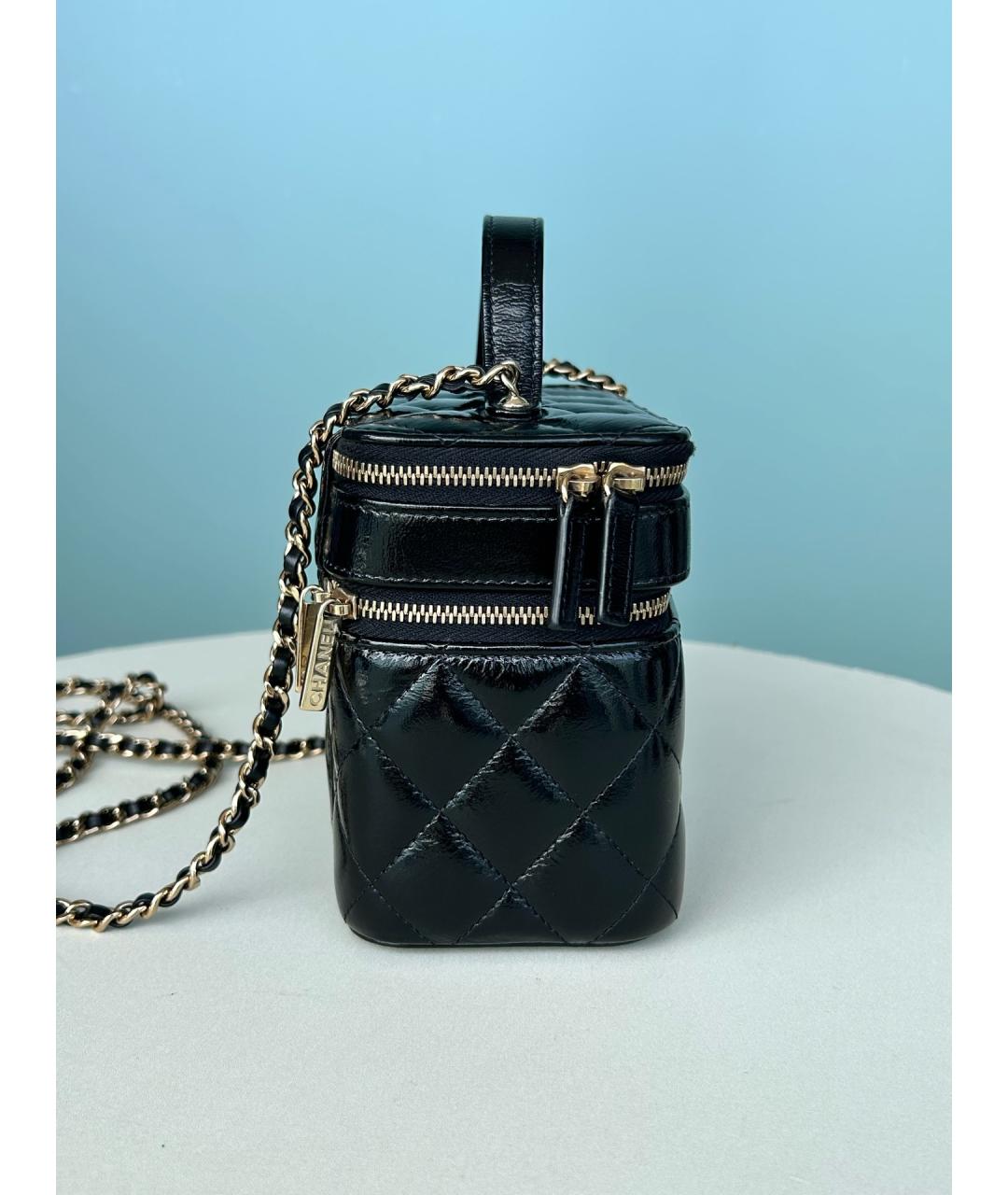 CHANEL Черная кожаная сумка с короткими ручками, фото 3