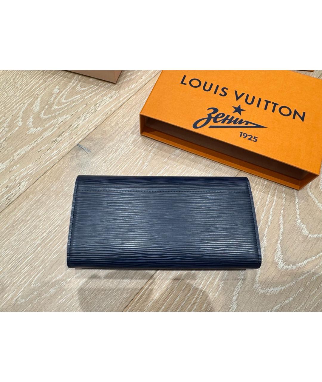 LOUIS VUITTON Темно-синий кожаный кошелек, фото 2