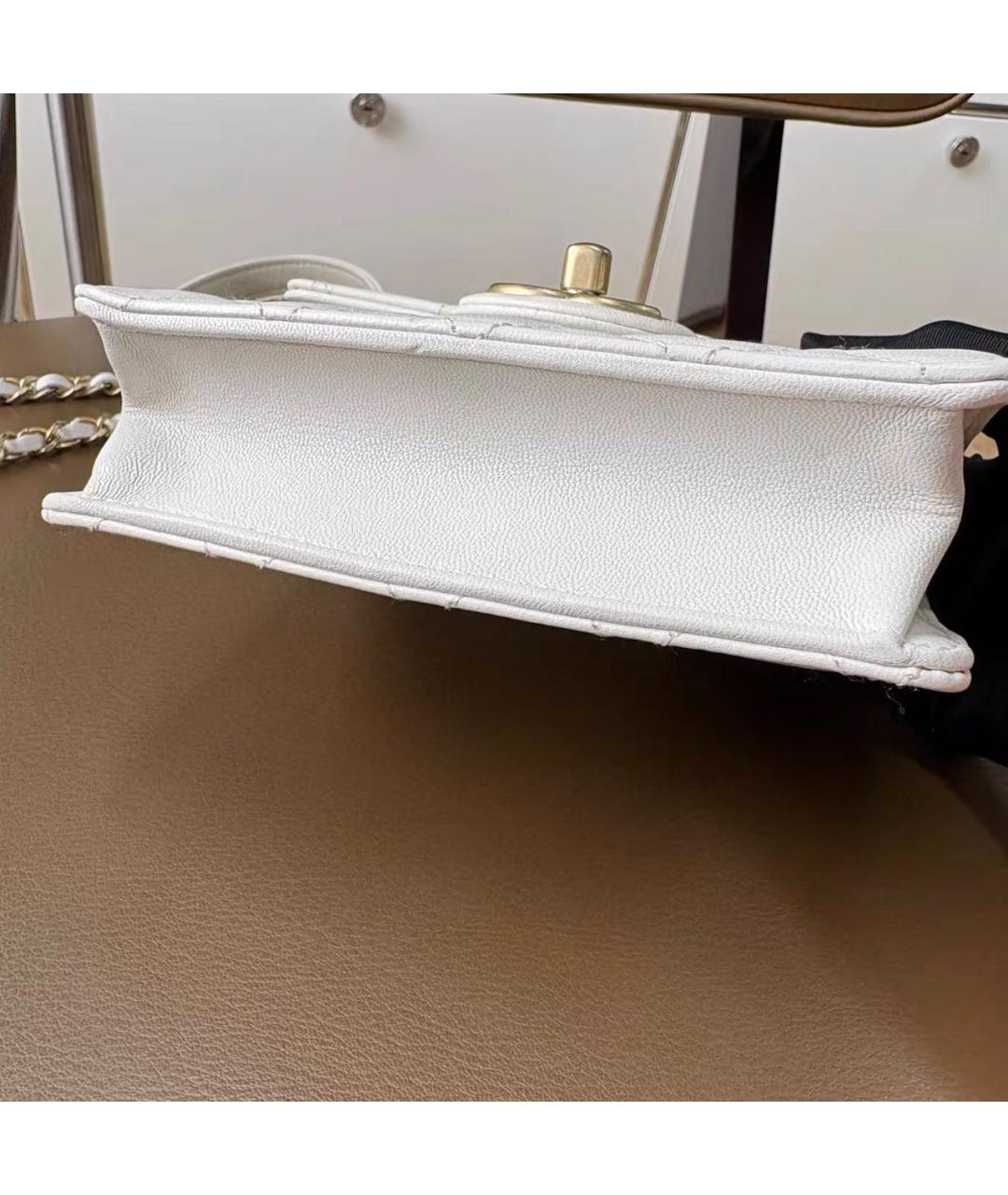 CHANEL Белая кожаная сумка через плечо, фото 4