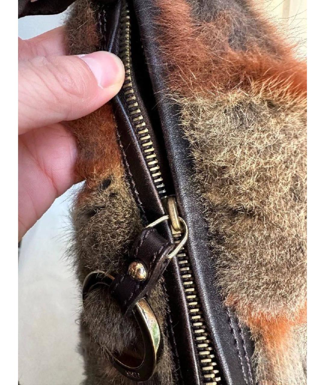 FENDI Серая меховая сумка тоут, фото 4