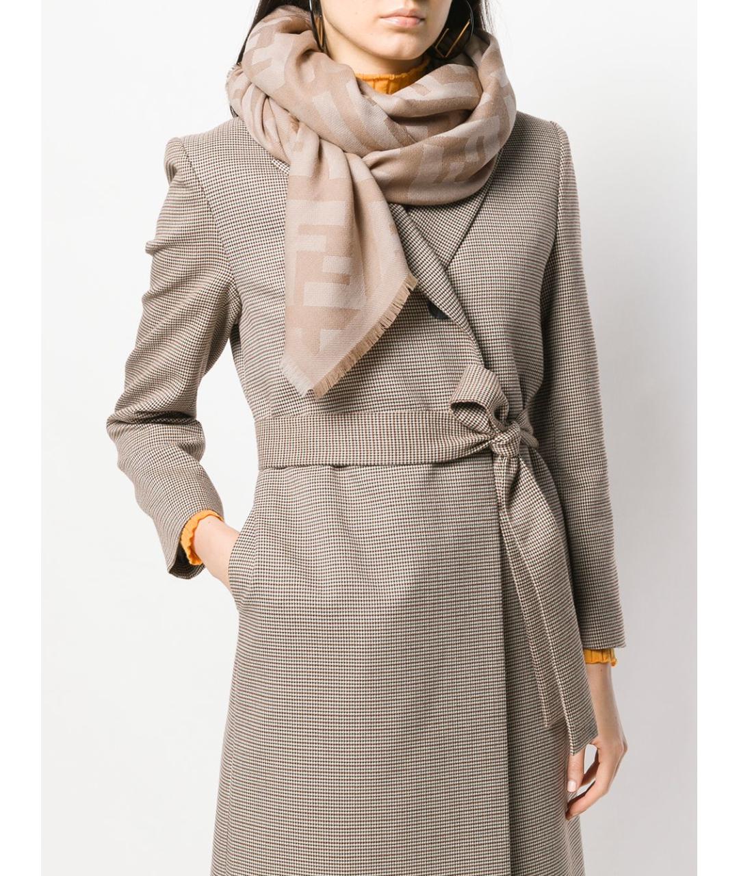 FENDI Бежевый шерстяной шарф, фото 2