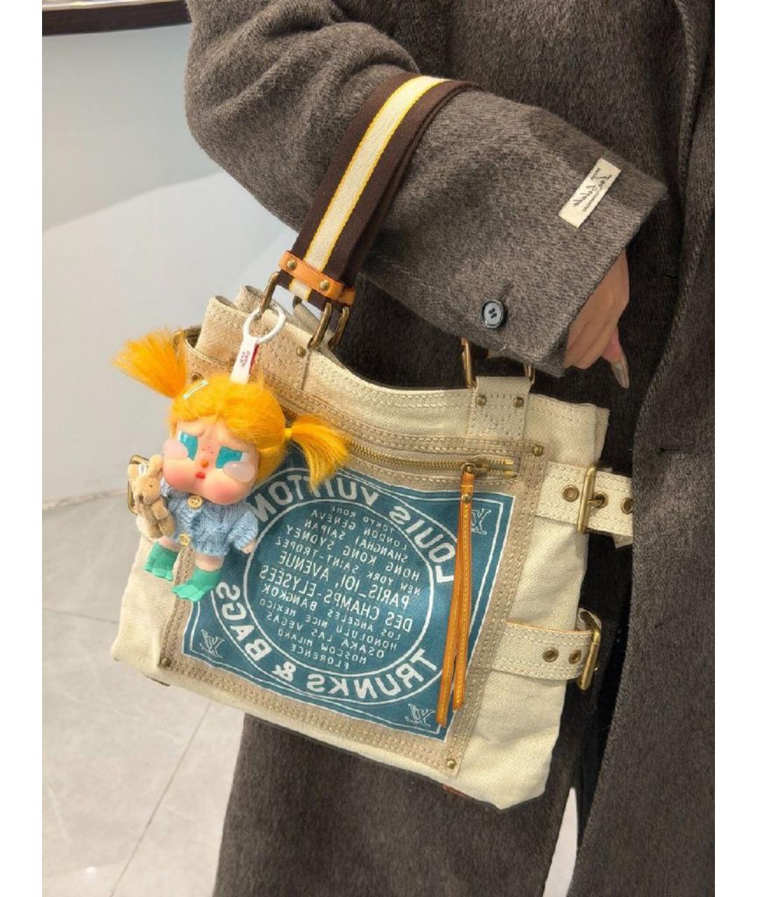 LOUIS VUITTON Бежевая тканевая сумка с короткими ручками, фото 7